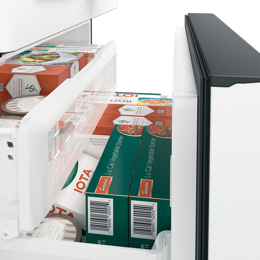 Cafe-Refrigerador-27-8-cuft-Blanco-CFE28TP4MW2-Congelador-Con-Props.jpg